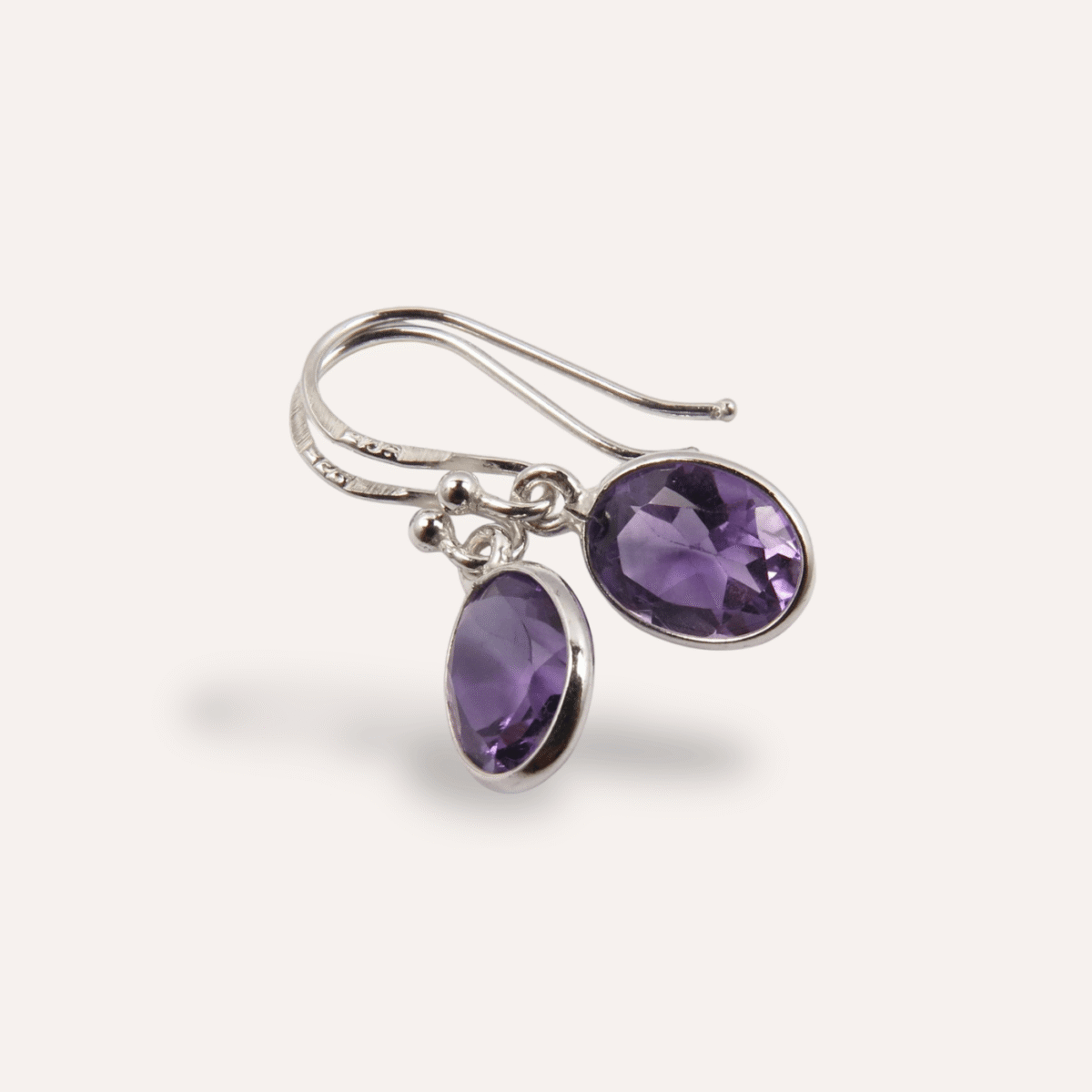 STERLING SILVER AMETHYST EARRING